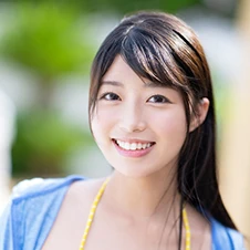 吉沢梨亜